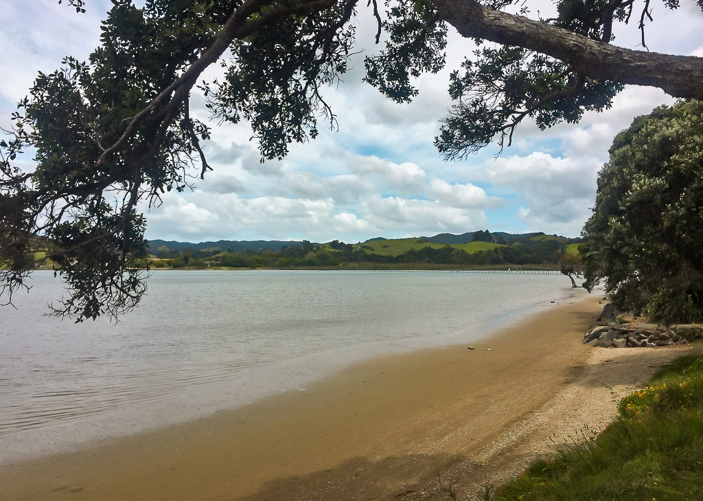 Whananaki Beach - Te Araroa