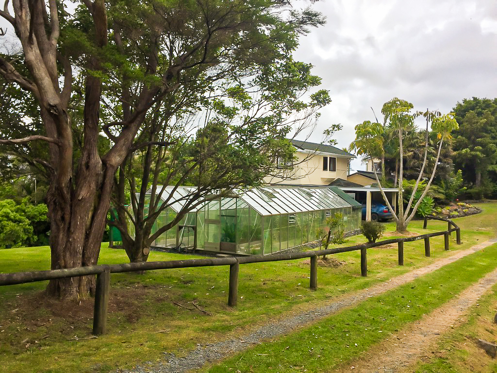 Langsview Track Greenhouses - Te Araroa