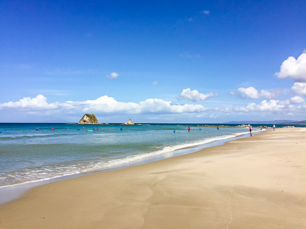 Sentinel Rock Beach Mangawhai - Te Araroa