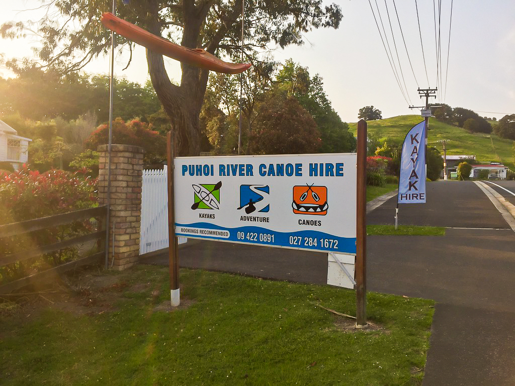 Puhoi River Canoes Entrance - Te Araroa