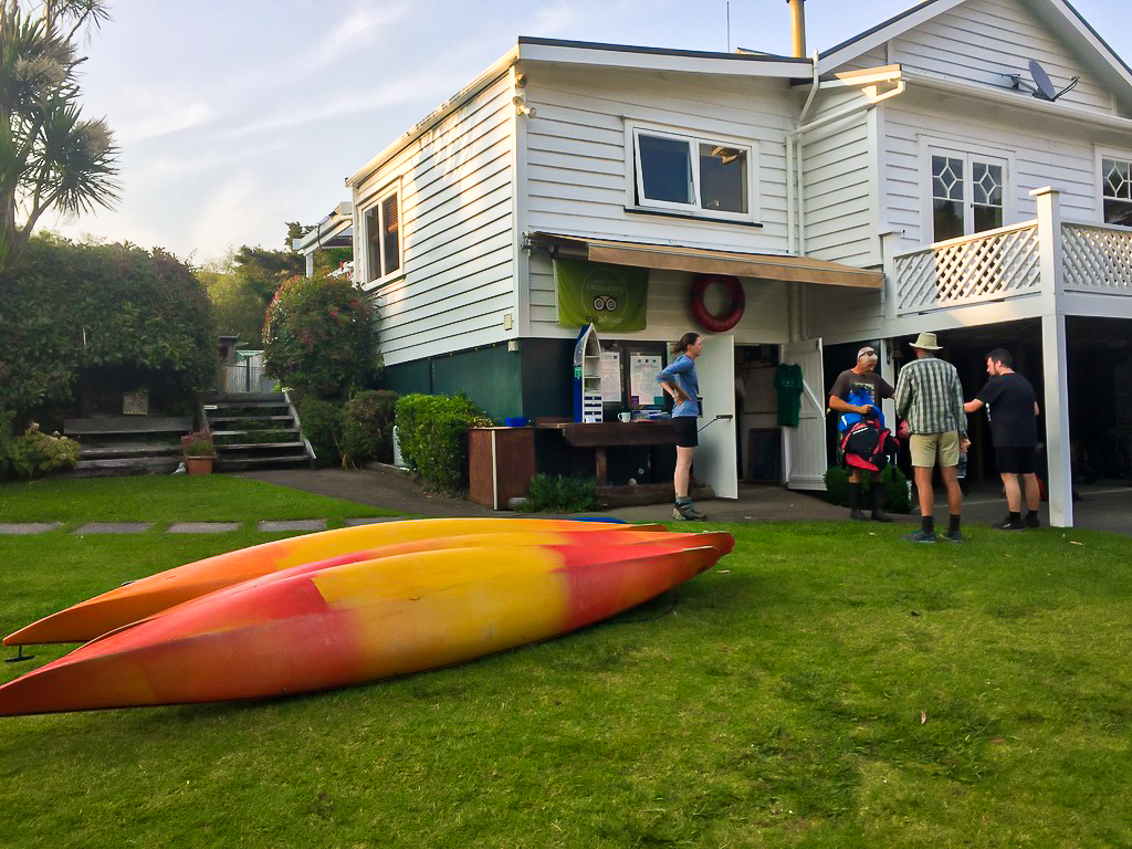 Puhoi River Canoes Kayak Hiker - Te Araroa