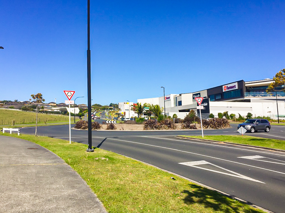 Silverdale Mall - Te Araroa