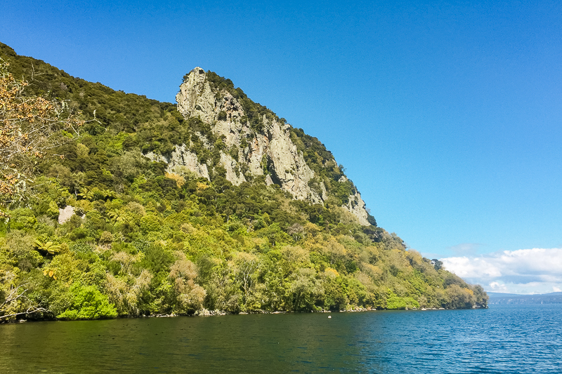 Kawakawa Bay Cliffs - K2K Track