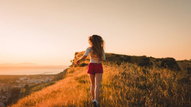 Hiking in Running Shorts Trend – Why You Should Try It.