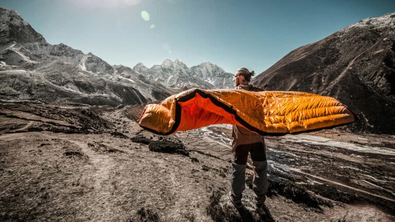 How Much Should A Backpacking Sleeping Bag Weigh?